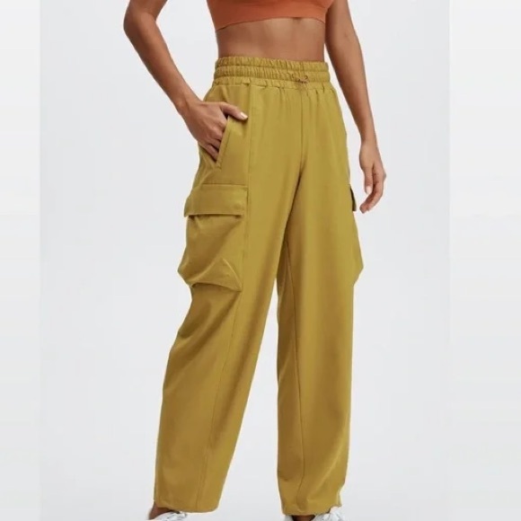 Fabletics Warm Olive Eleanor Cargo Track Pants - Picture 2 of 8